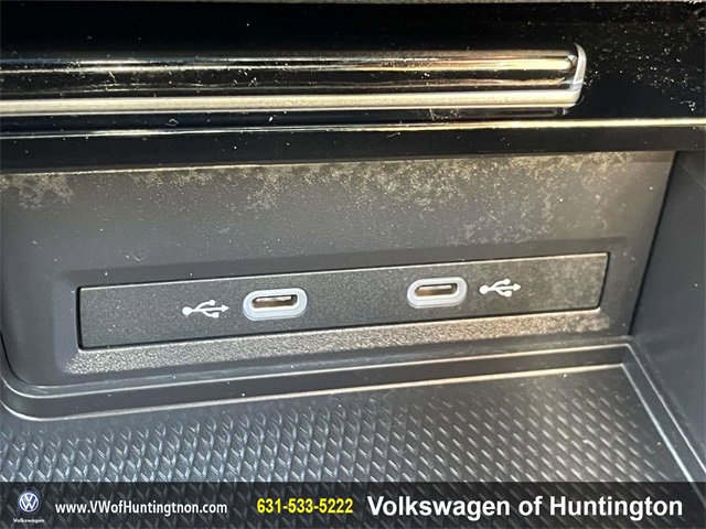 Certified 2025 Volkswagen Atlas Cross Sport SEL image 28