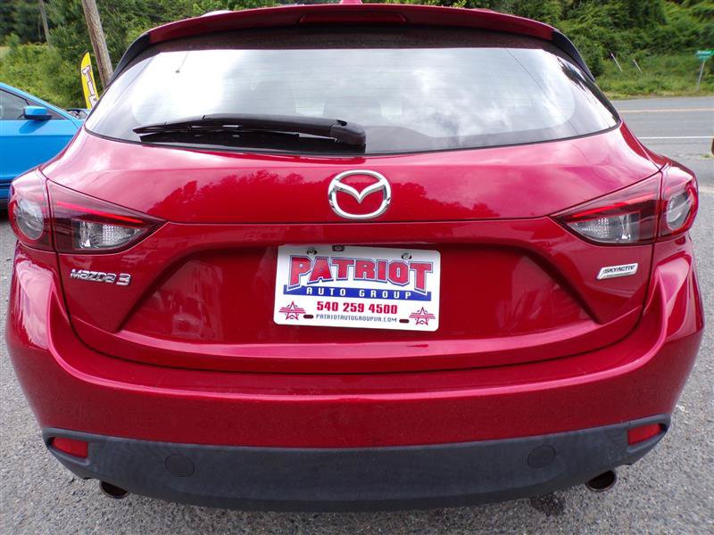 Used 2014 MAZDA MAZDA3 i Touring w/ Technology Package FWD image 6