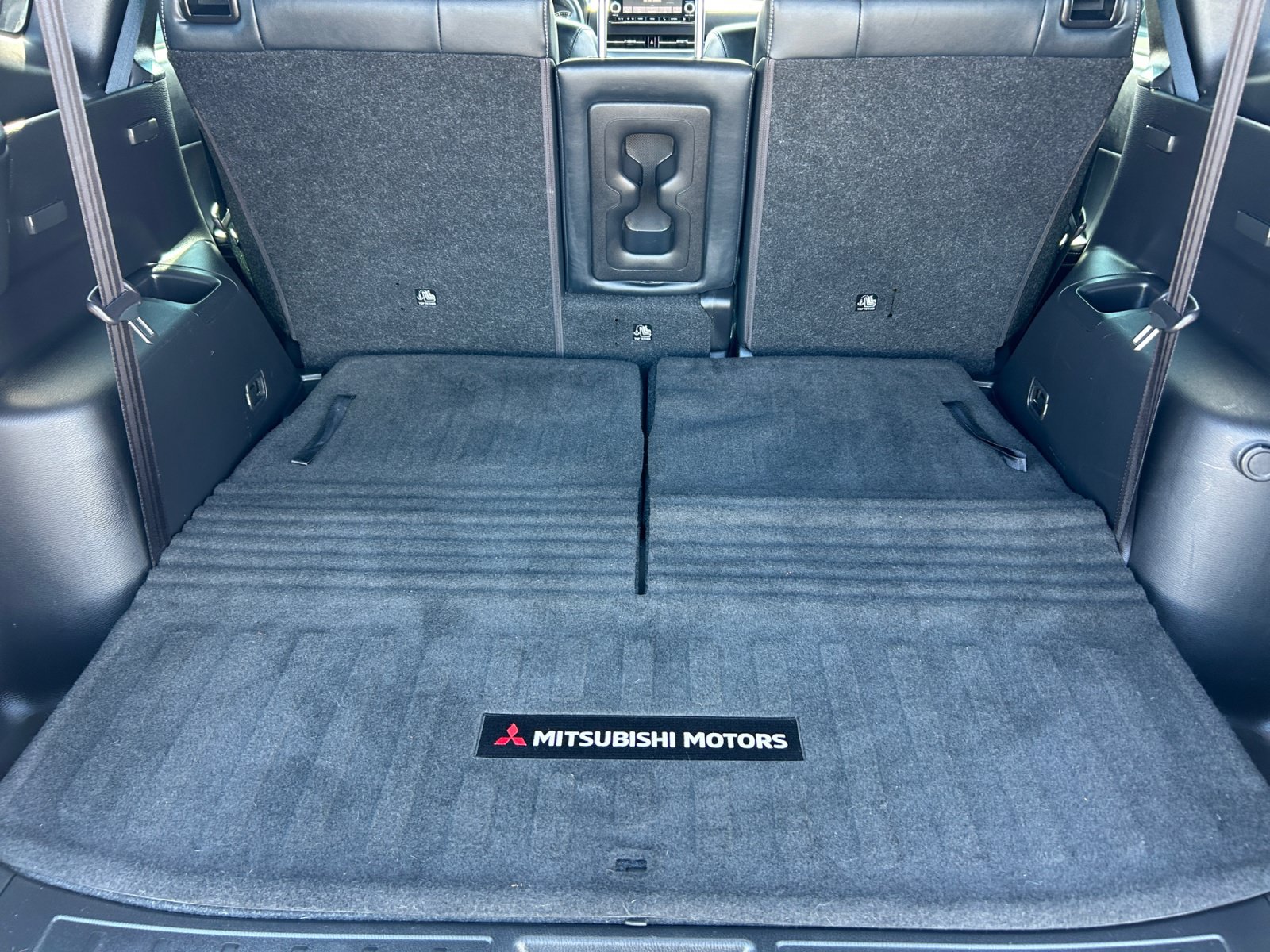 Used 2022 Mitsubishi Outlander SE FWD image 31