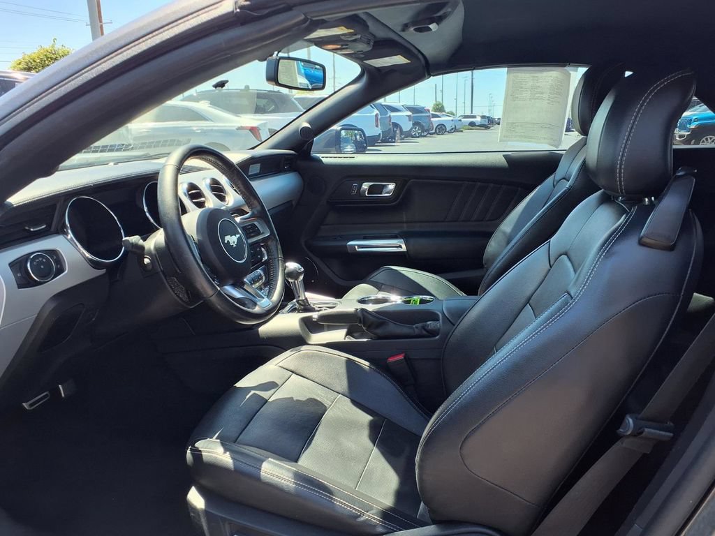 Used 2017 Ford Mustang Premium RWD image 18