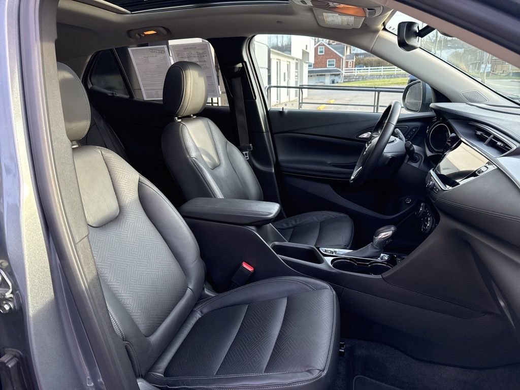 Used 2021 Buick Encore GX Essence w/ Advanced Technology Package image 25