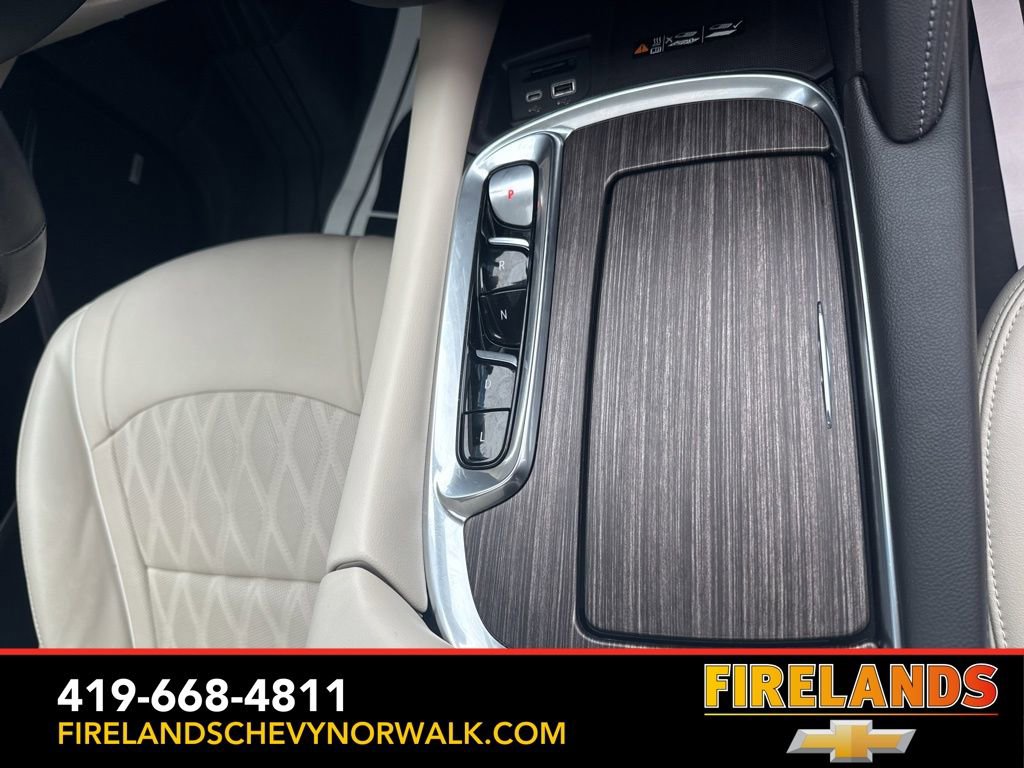 Certified 2024 Buick Enclave Avenir w/ Avenir Technology Package image 28