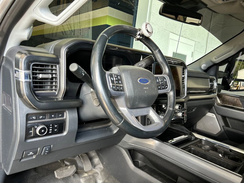 Used 2024 Ford F250 Lariat w/ Lariat Ultimate Package AWD/4WD image 10