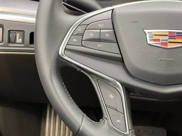 New 2026 Cadillac XT5 Luxury FWD image 12