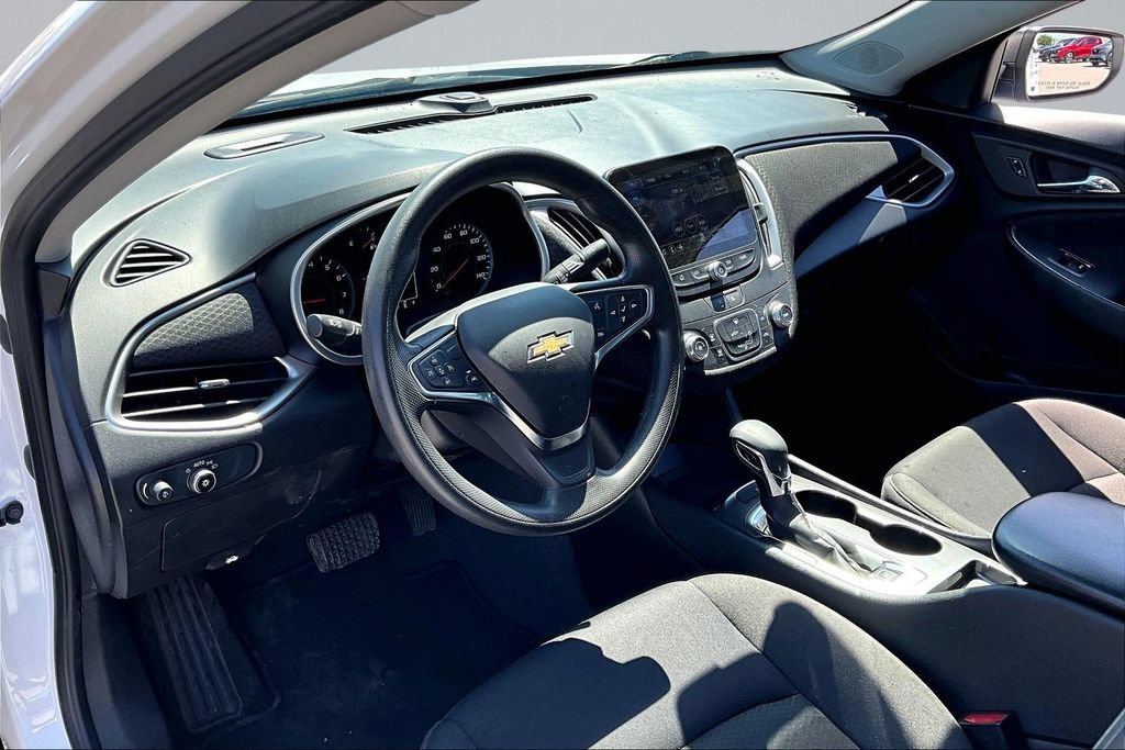 Used 2024 Chevrolet Malibu LS FWD image 8