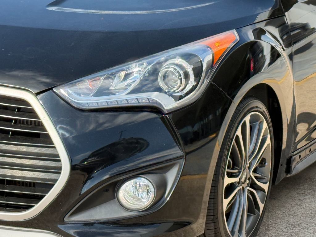 Used 2016 Hyundai Veloster Turbo R-Spec image 5