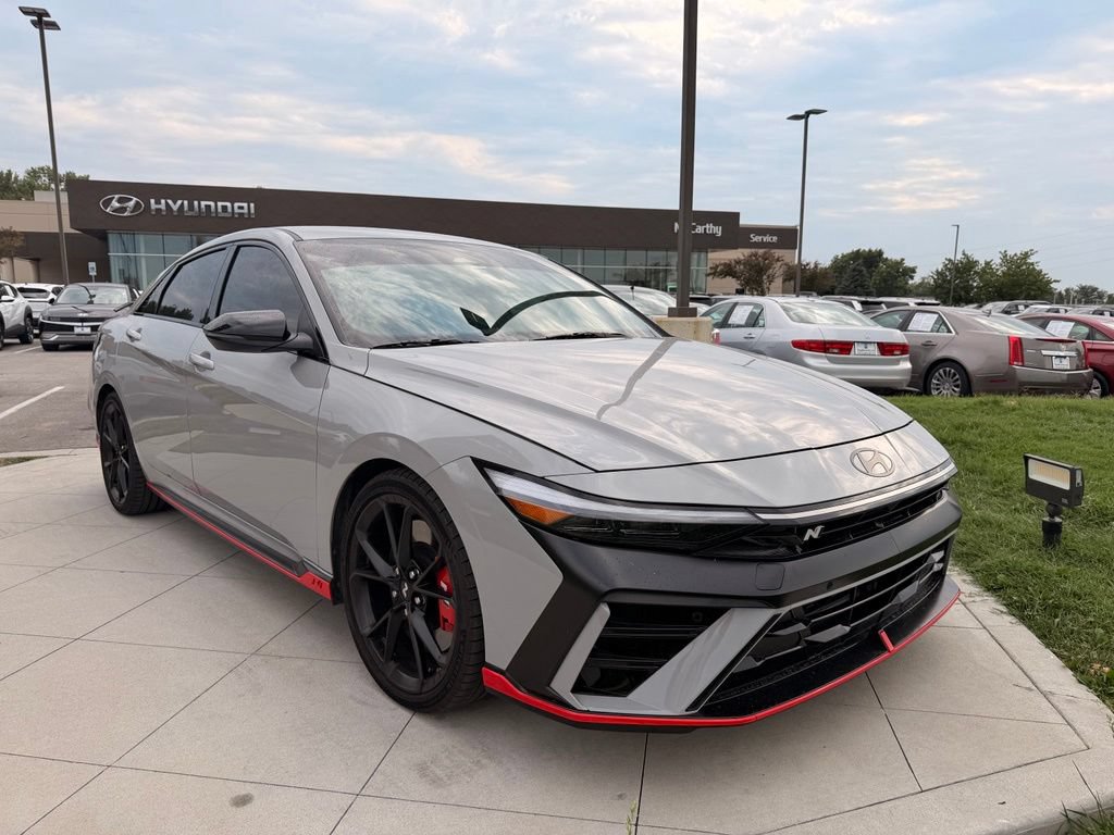 Used 2025 Hyundai Elantra N FWD image 11