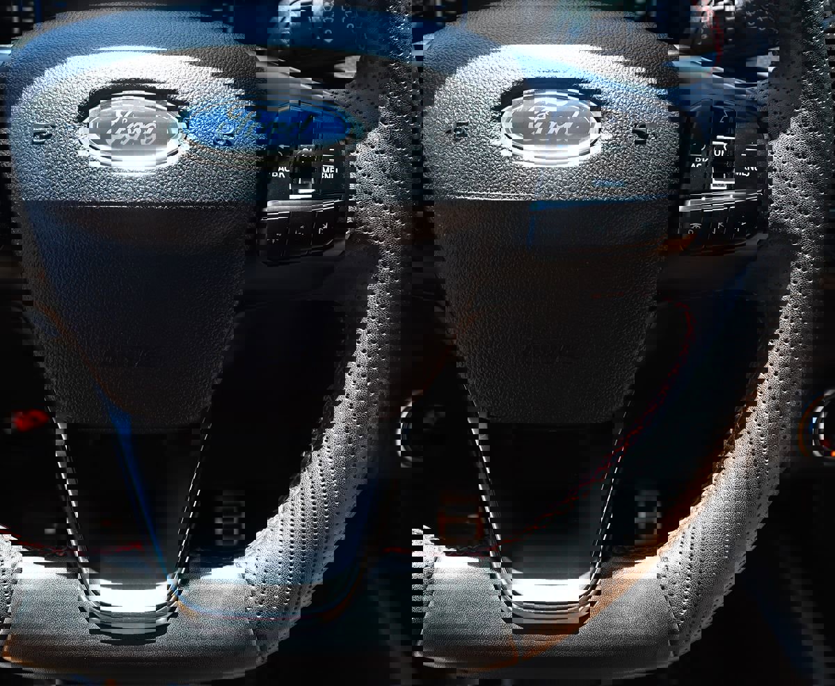 Used 2023 Ford Escape ST-Line image 57