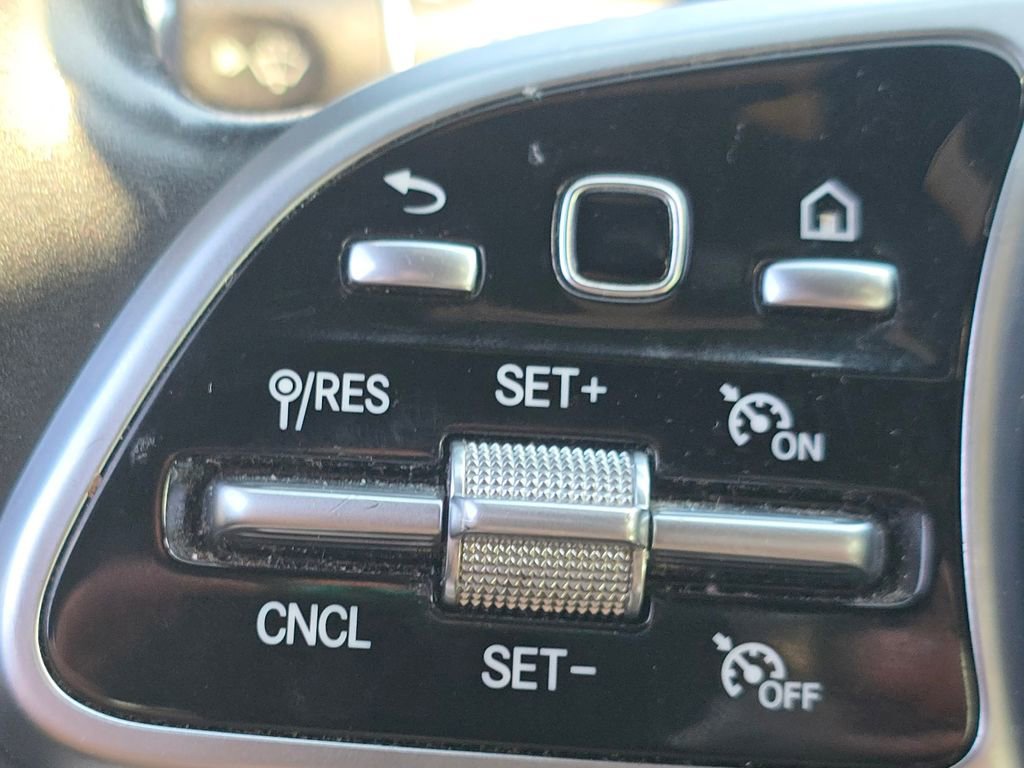 Used 2020 Mercedes-Benz C 300 4MATIC Sedan image 35