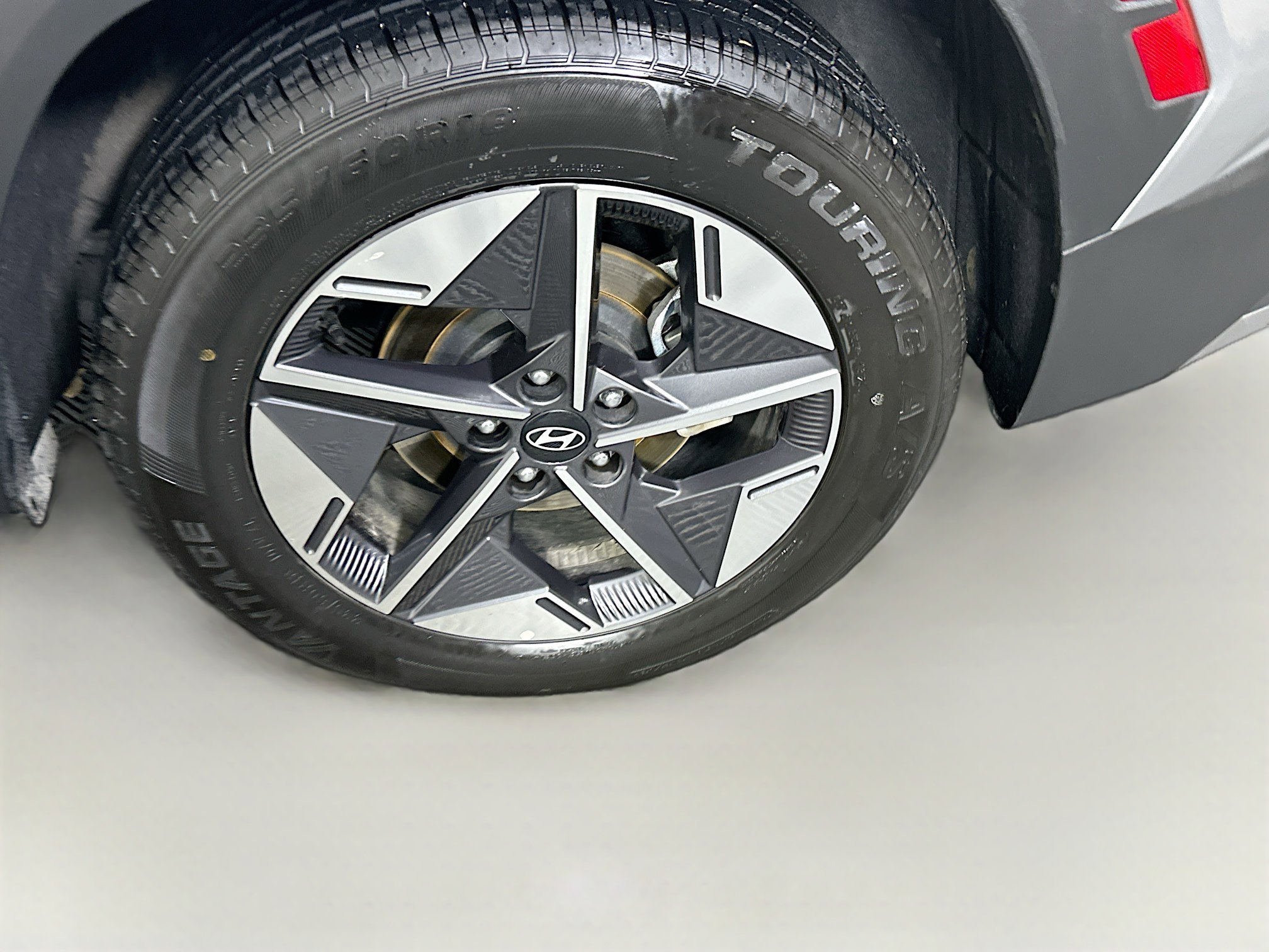 Used 2025 Hyundai Tucson SEL FWD image 11