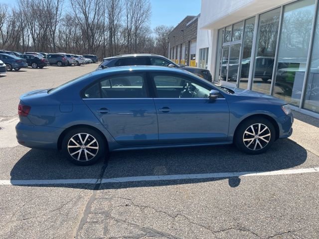 Used 2017 Volkswagen Jetta SE FWD image 7