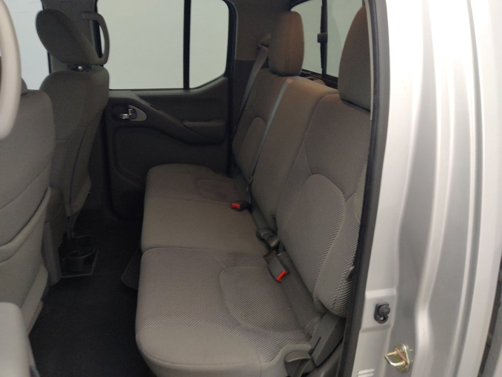 Used 2019 Nissan Frontier SV RWD image 18