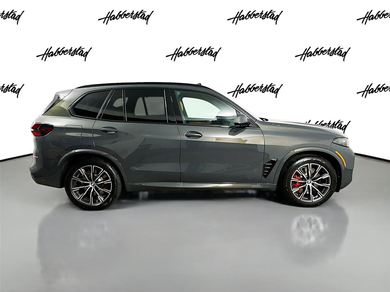 New 2026 BMW X5 xDrive50e w/ M Sport Package image 4