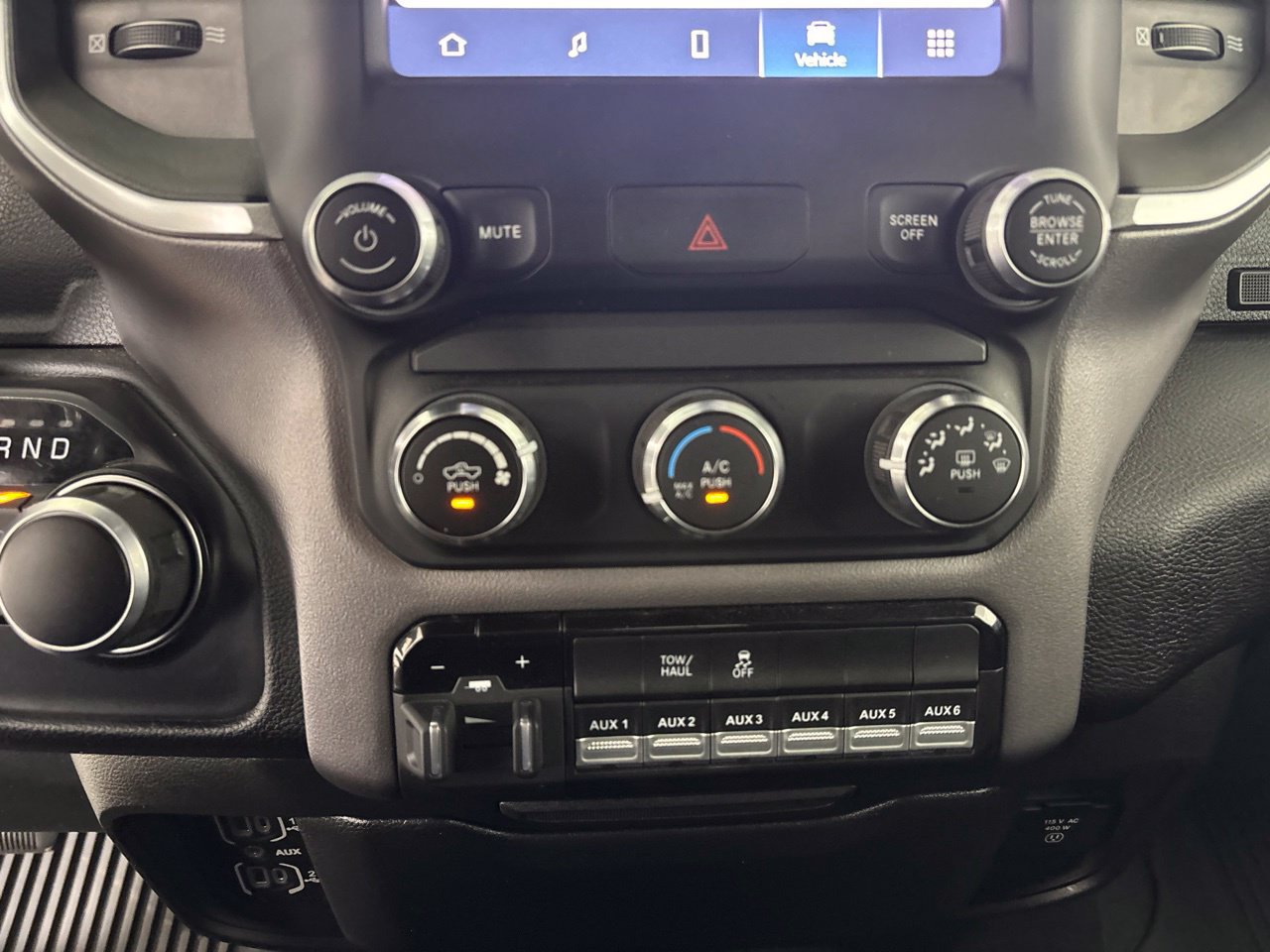 Used 2022 RAM 2500 Big Horn w/ Level A Equipment Group AWD/4WD image 18