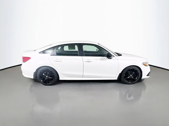 Used 2023 Honda Civic Sport image 9