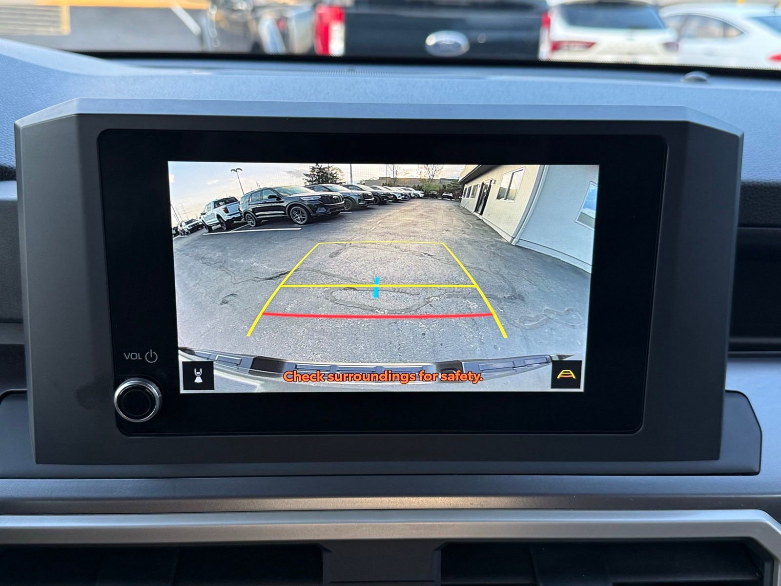 Used 2025 Toyota Tacoma TRD Off-Road AWD/4WD image 35