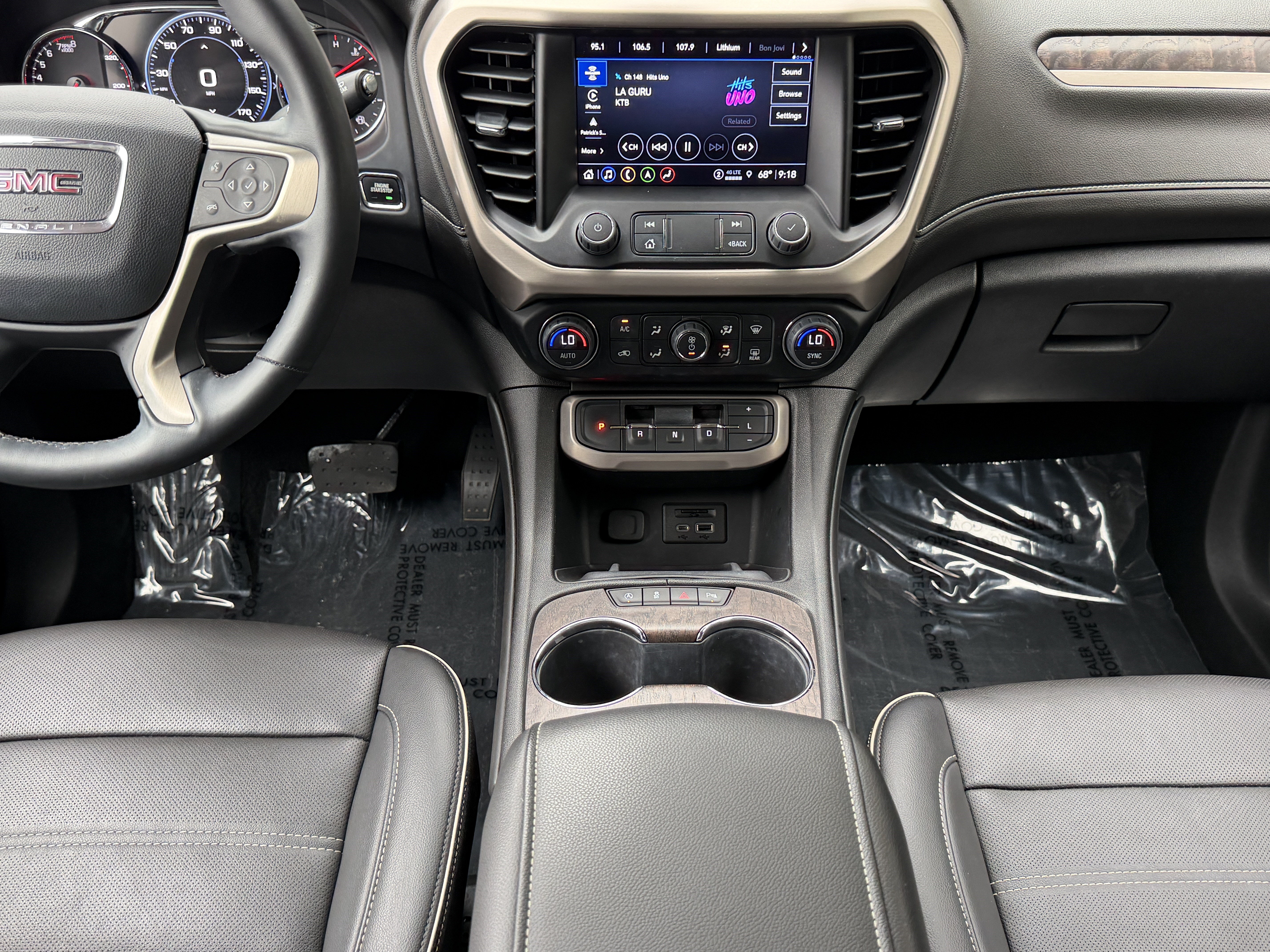 Used 2023 GMC Acadia Denali w/ Black Diamond Edition FWD image 23