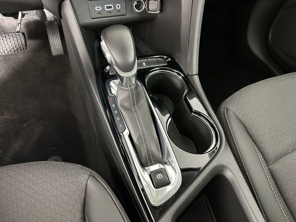 Used 2023 Buick Encore GX Preferred w/ Cold Weather Comfort Package FWD image 19