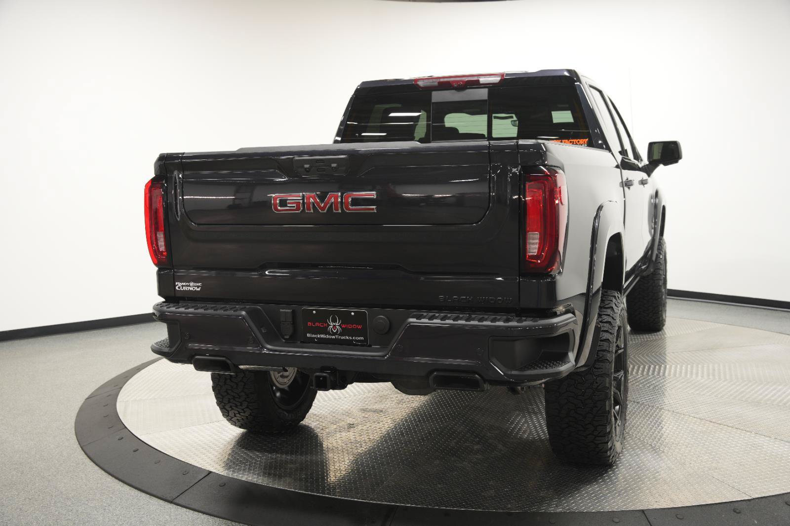 New 2026 GMC Sierra 1500 AT4 w/ AT4 Premium Package AWD/4WD image 10