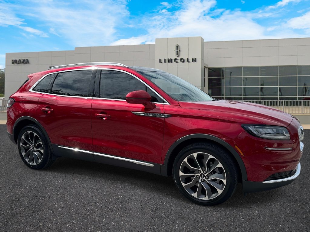 Used 2021 Lincoln Nautilus Reserve w/ Equipment Group 201A AWD/4WD image 1