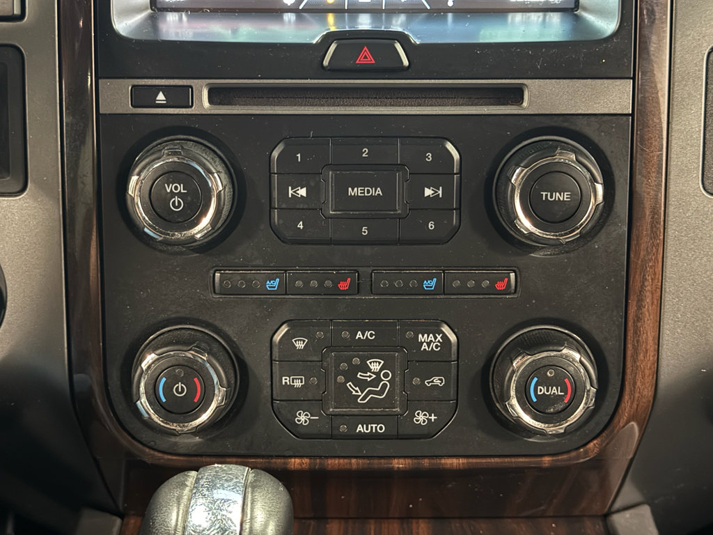 Used 2015 Ford Expedition Platinum image 25