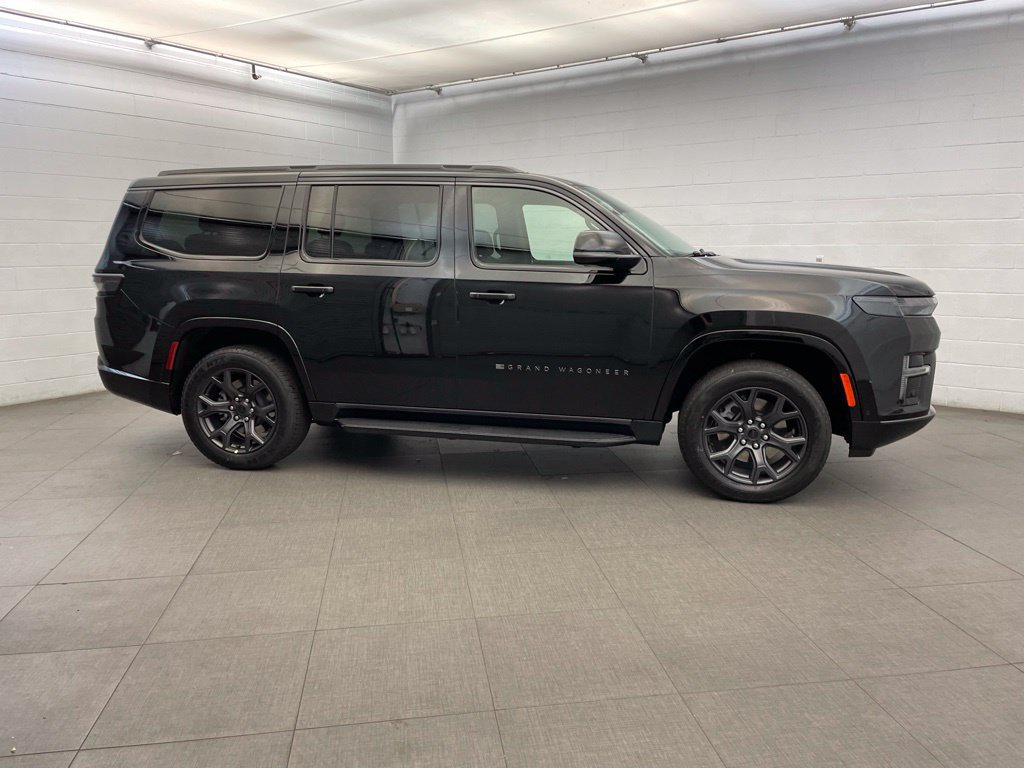 New 2026 Jeep Grand Wagoneer Limited AWD/4WD image 2