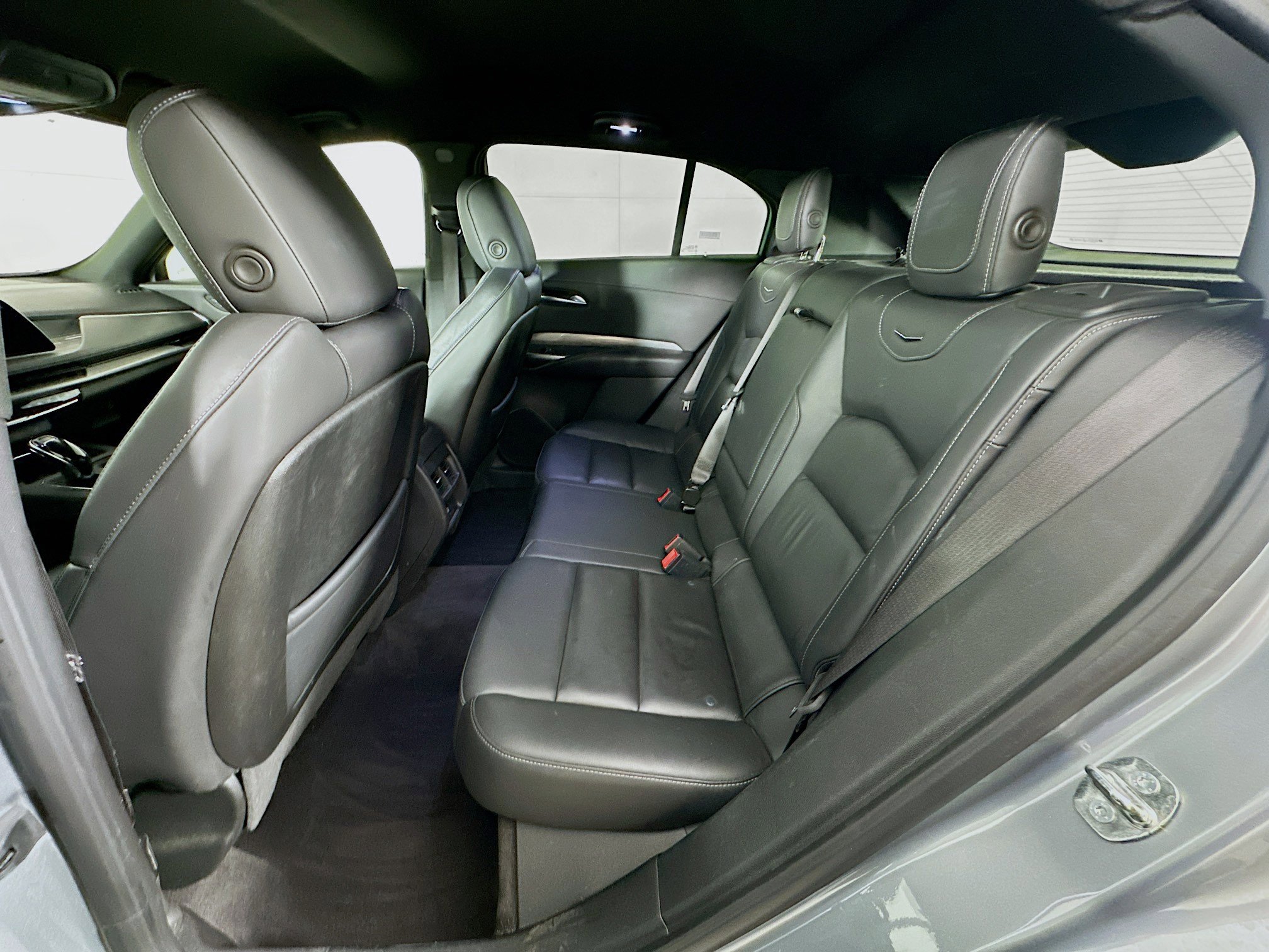 Used 2024 Cadillac XT4 Premium Luxury image 26