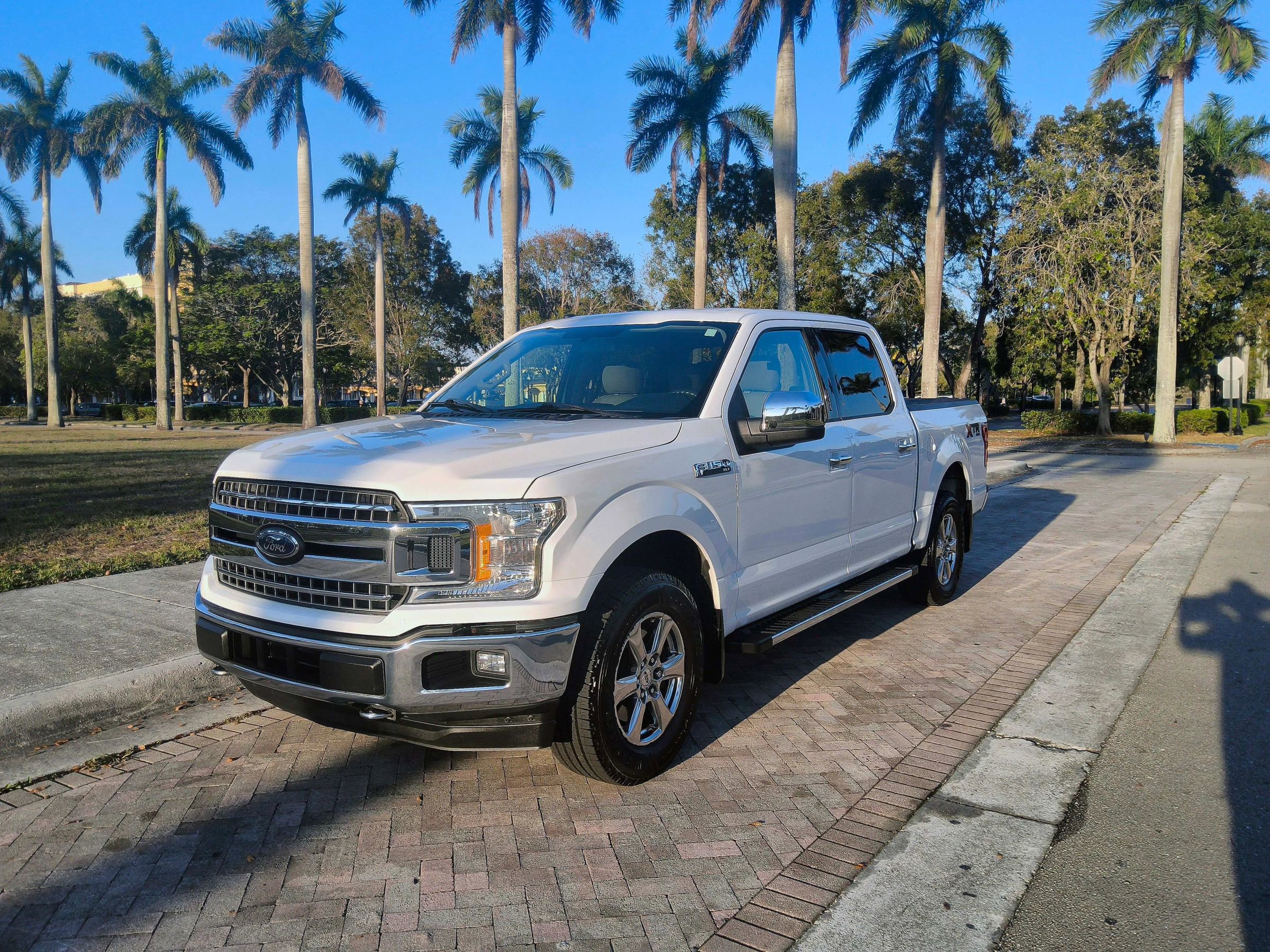Used 2018 Ford F150 XLT w/ XTR Package image 2