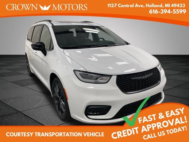 Used 2026 Chrysler Pacifica Limited w/ S Appearance Package video 1