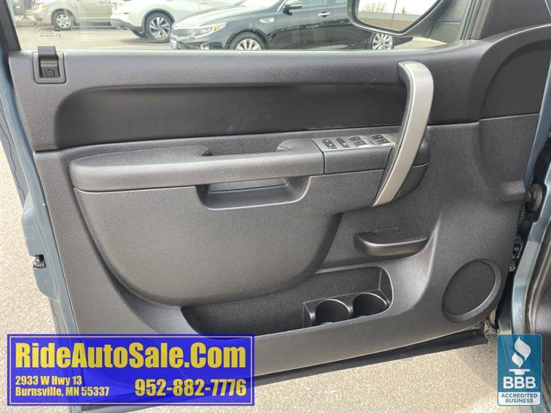 Used 2011 Chevrolet Silverado 1500 LT w/ All-Star Edition RWD image 9