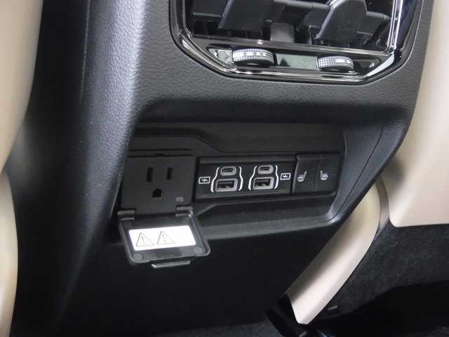 New 2025 Jeep Grand Cherokee Limited w/ MOPAR Finishing Package image 38