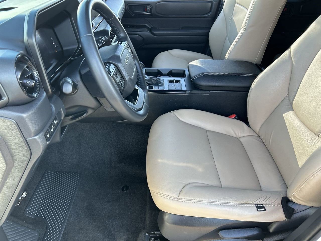Used 2025 Toyota Land Cruiser AWD/4WD image 16