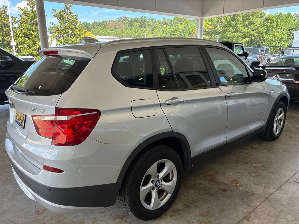 Used 2011 BMW X3 xDrive28i AWD/4WD image 3
