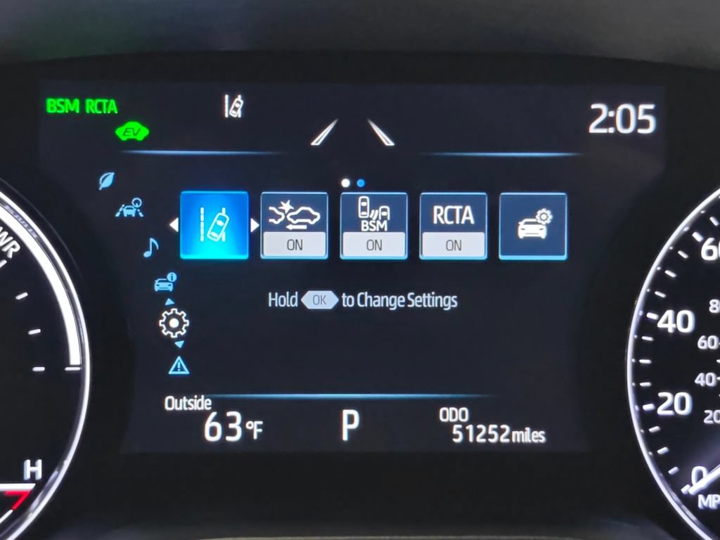 Used 2021 Toyota Avalon XSE w/ Carpet Mat Package (TMS) FWD image 45