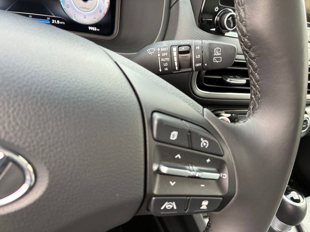 Used 2023 Hyundai Kona Limited image 27