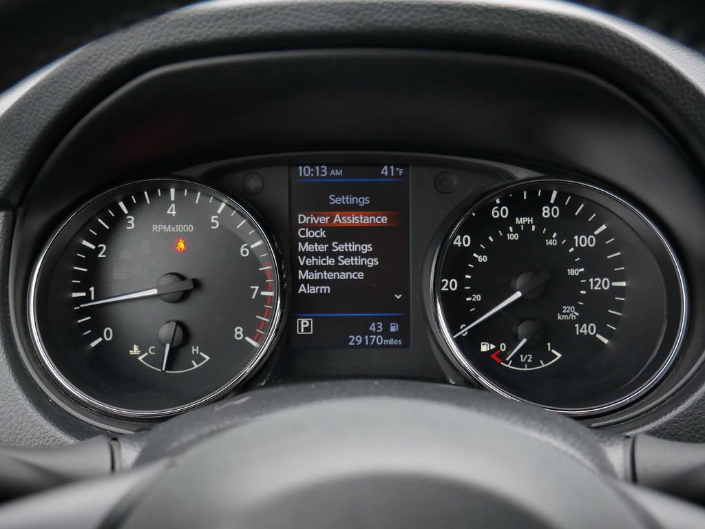 Used 2020 Nissan Rogue SV image 25