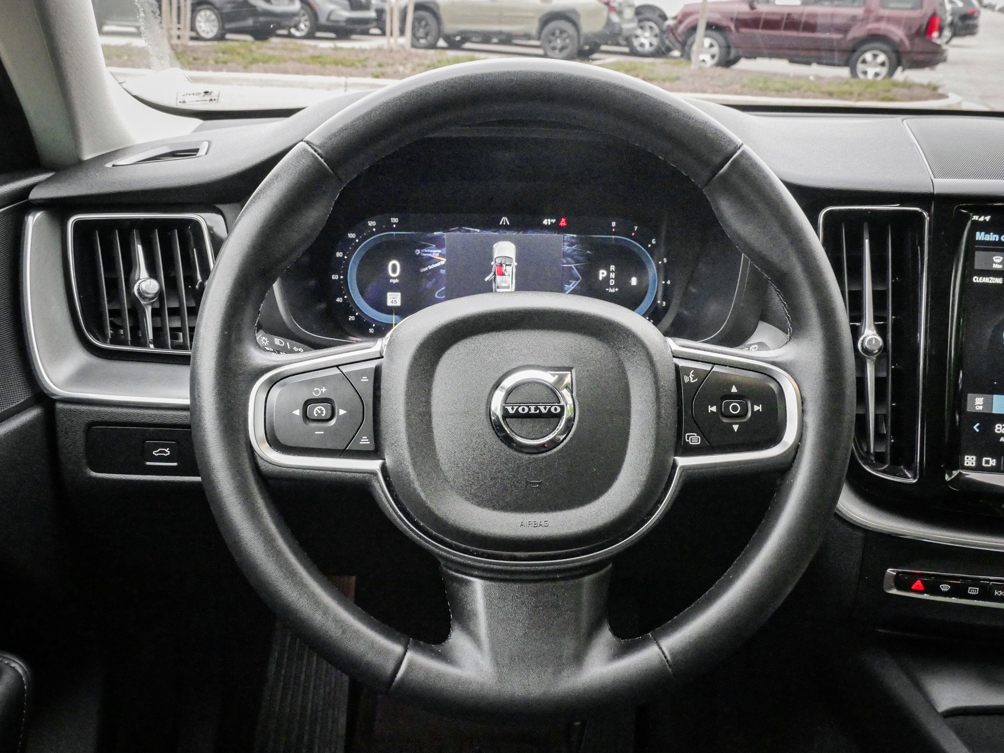 Used 2024 Volvo XC60 B5 Core image 18