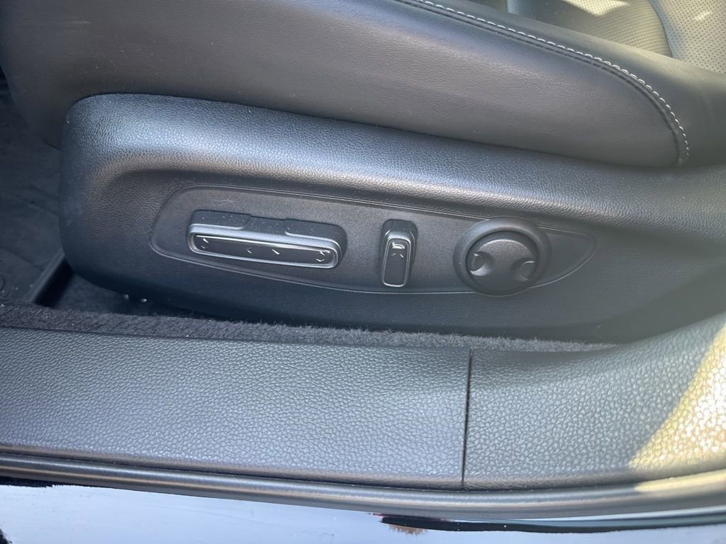 Used 2024 Honda Accord Touring image 12