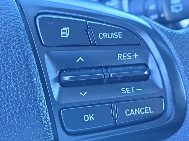 Used 2021 Hyundai Venue SE FWD image 9