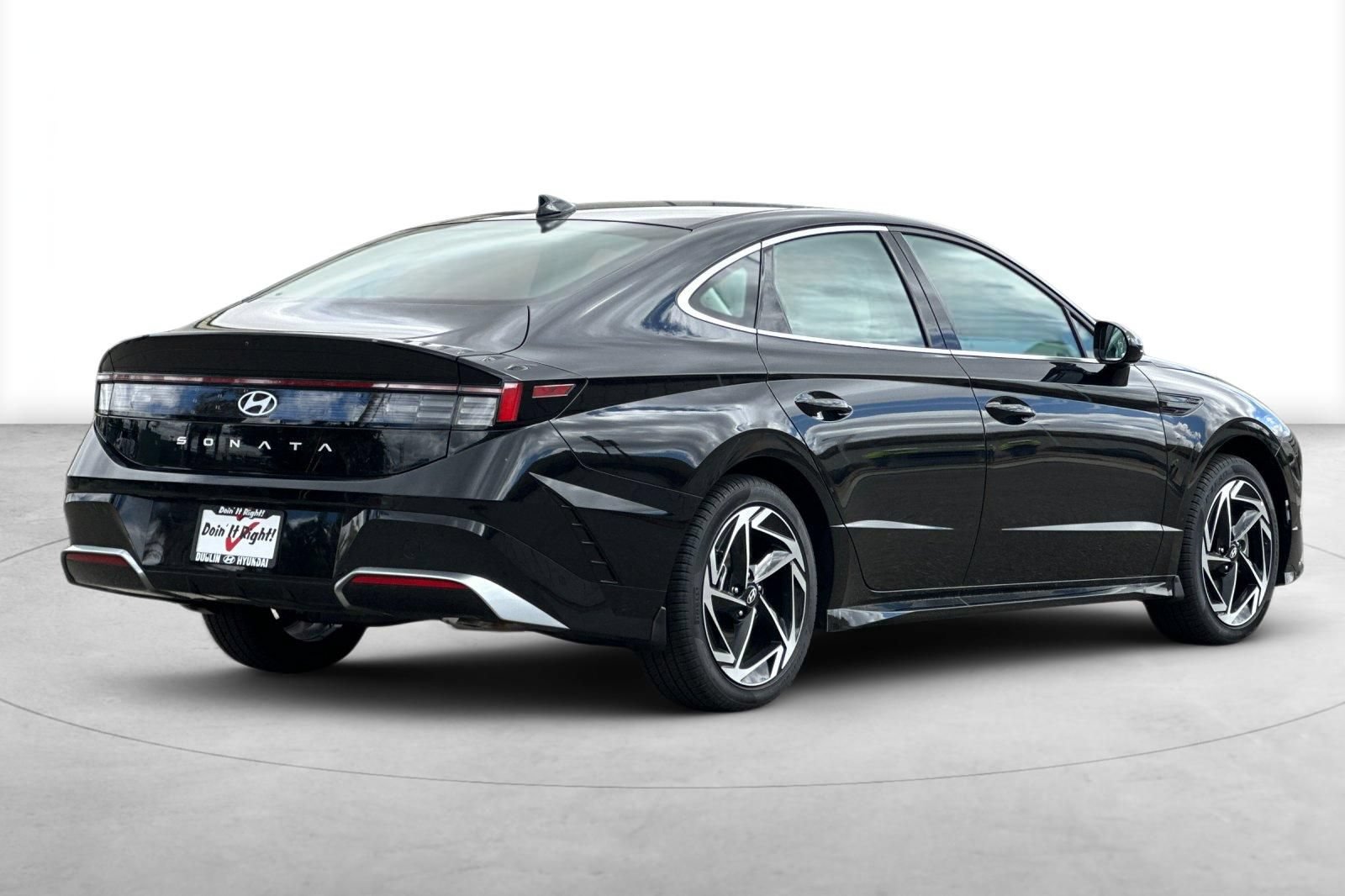 New 2026 Hyundai Sonata SEL FWD image 6