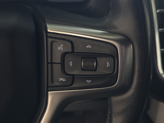 Used 2021 Chevrolet Tahoe Premier AWD/4WD image 16