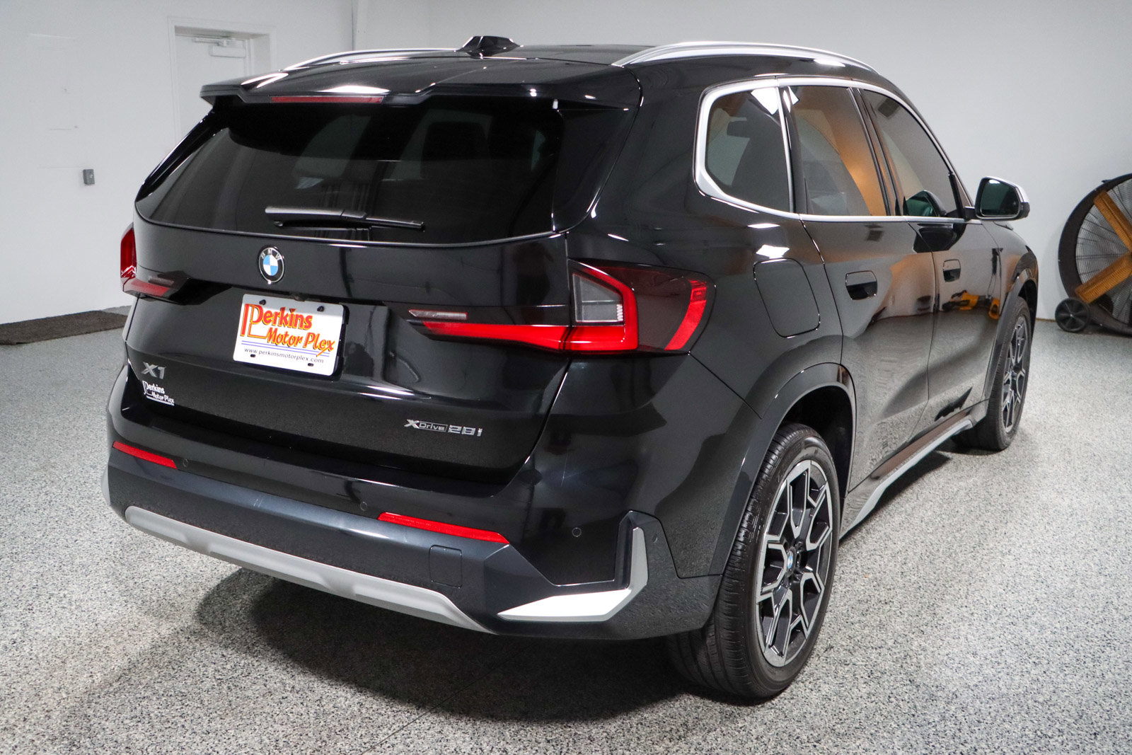 Used 2023 BMW X1 xDrive28i w/ Premium Package image 7