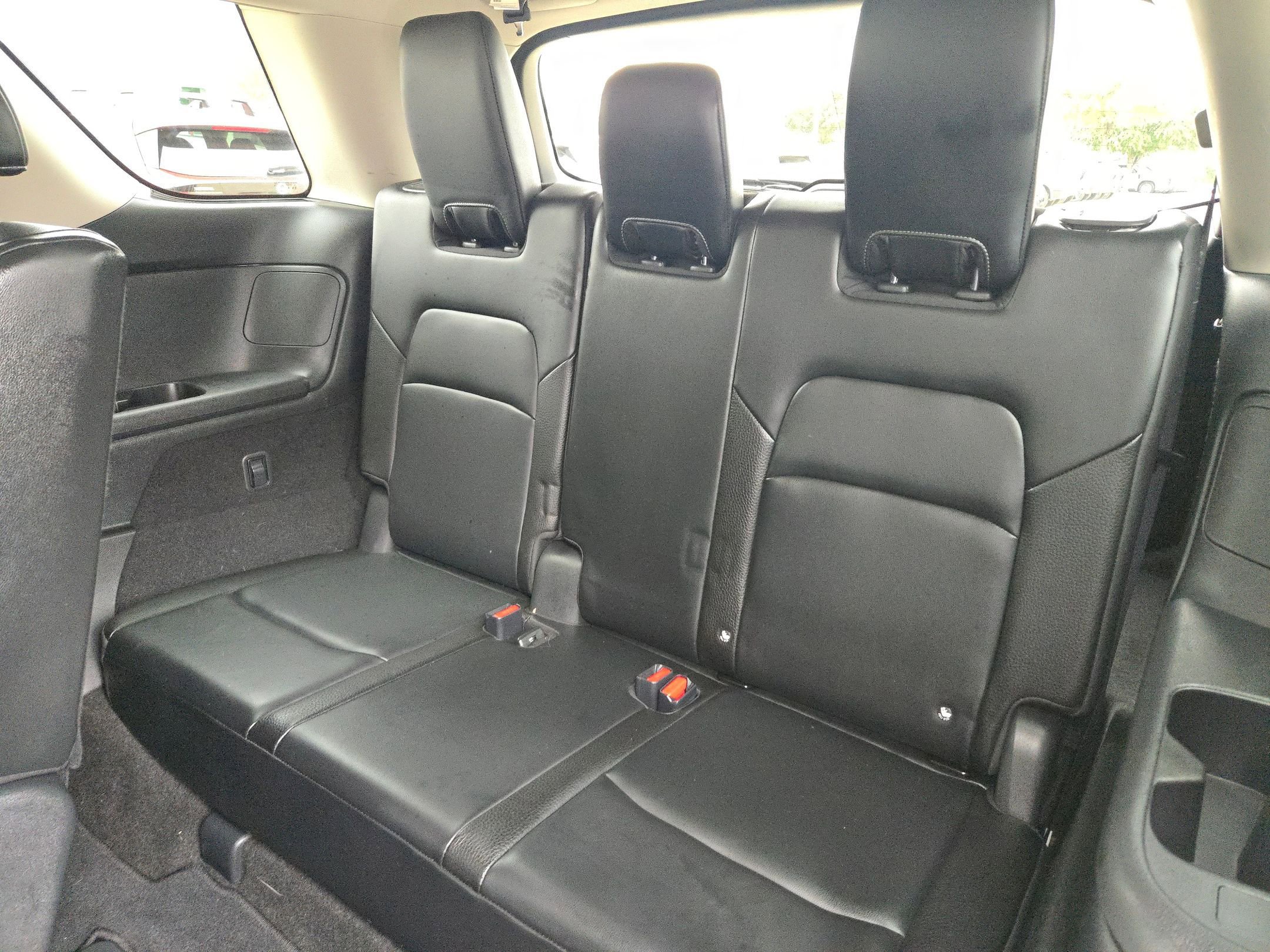 Certified 2023 Nissan Pathfinder SL w/ Black Appearance Package image 24