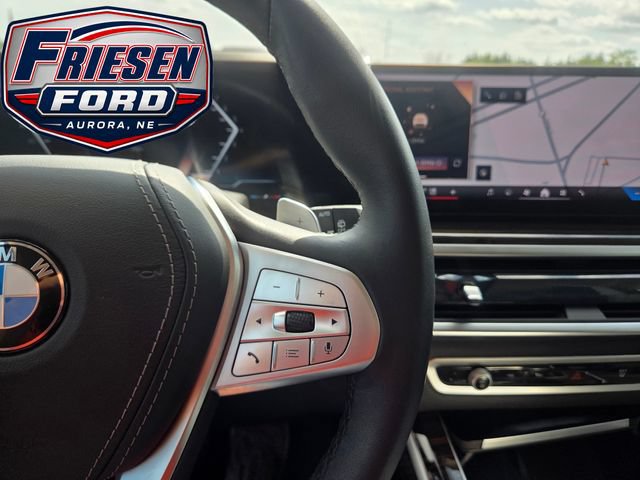 Used 2024 BMW X7 xDrive40i w/ Climate Comfort Package AWD/4WD image 16