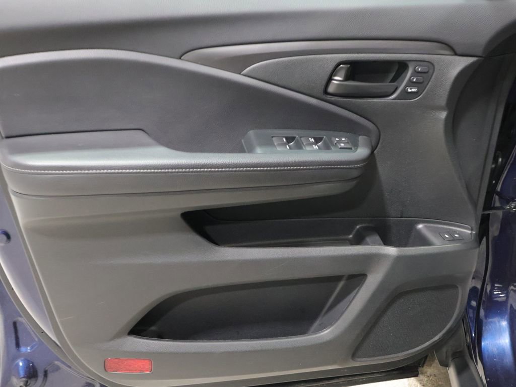 Used 2023 Honda Passport EX-L image 13