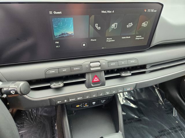 New 2026 Kia K4 LXS image 13