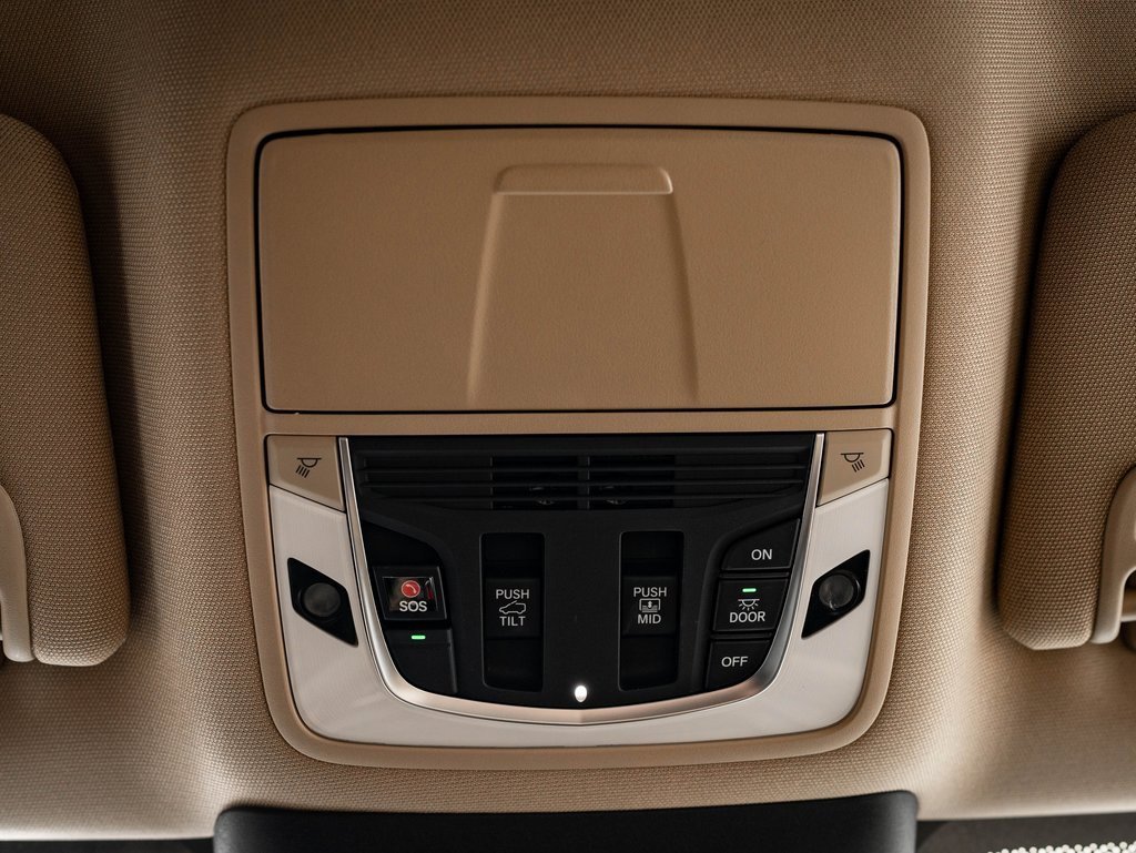 Certified 2025 Acura MDX w/ Advance Package image 39