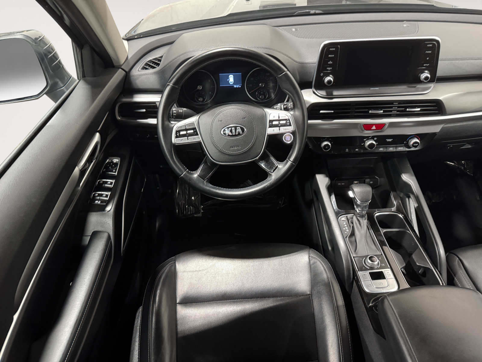 Used 2020 Kia Telluride LX AWD/4WD image 10