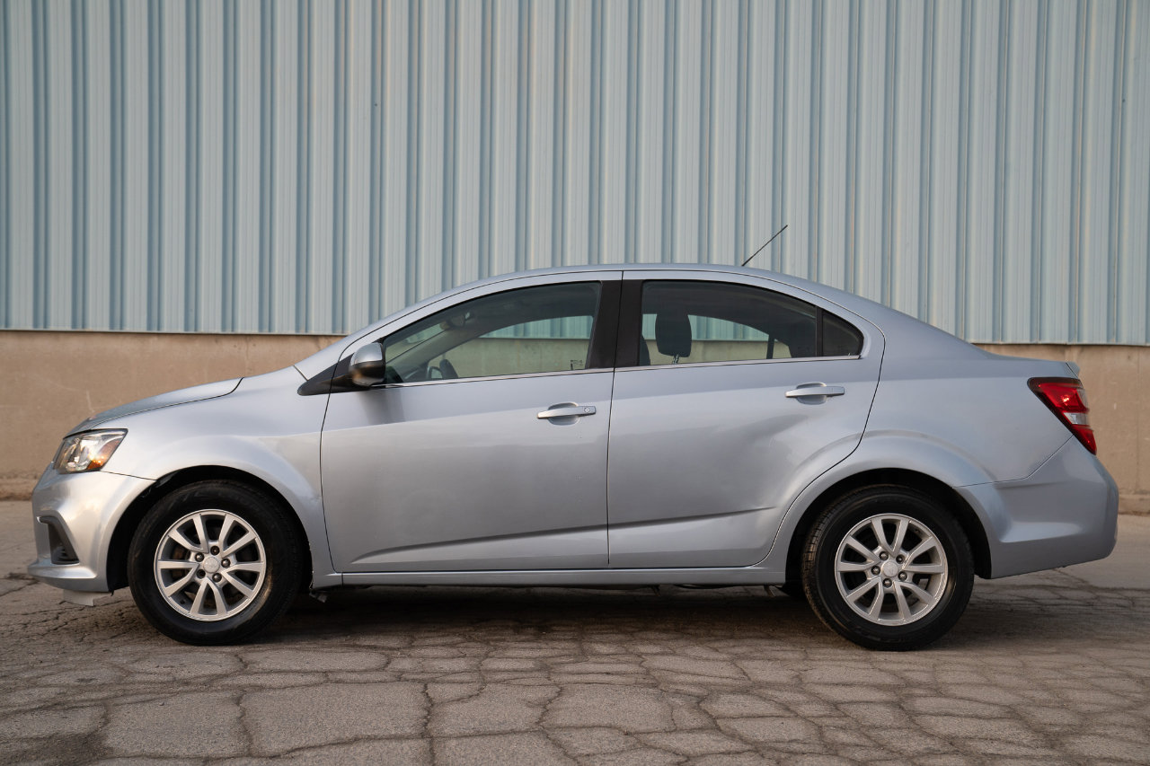 Used 2018 Chevrolet Sonic LT image 6