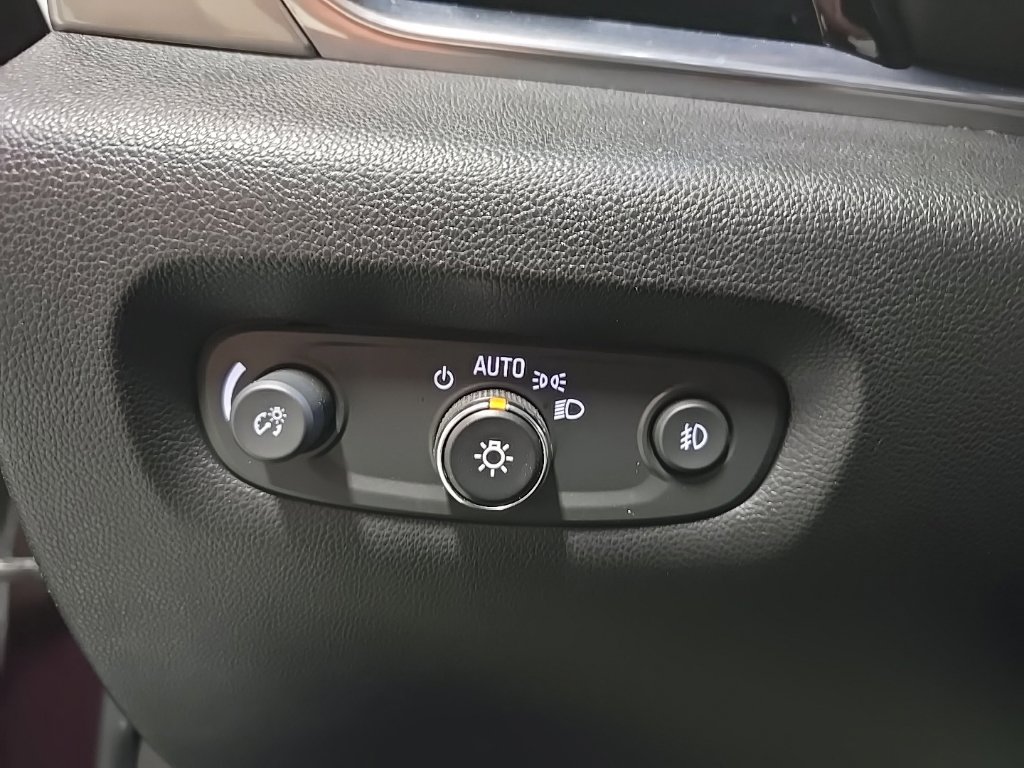 Used 2019 Chevrolet Traverse LT AWD/4WD image 15
